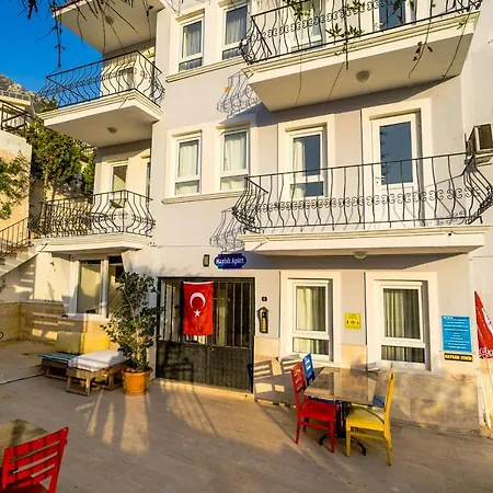 Mavishvillaapart * Kaş