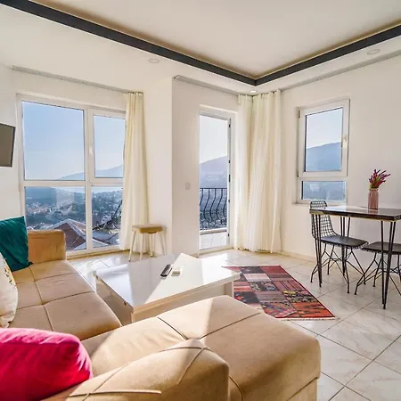 Pensjonat Mavishvillaapart Kaş