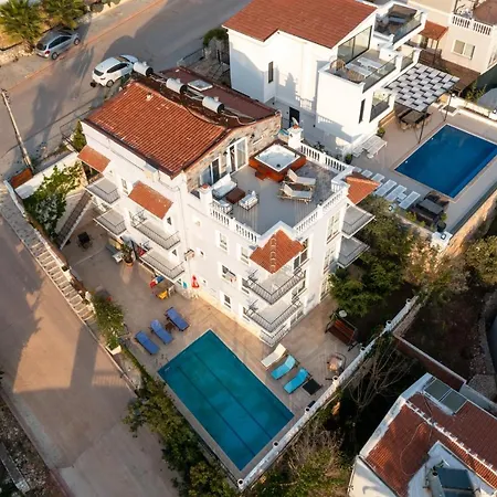 Mavishvillaapart * Kaş